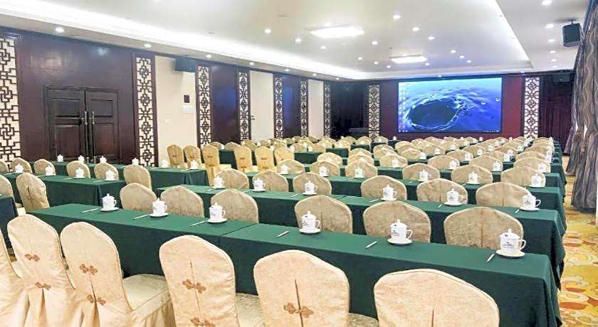 IU Hotel Zhanjiang Haibin Park Seaview Corridor