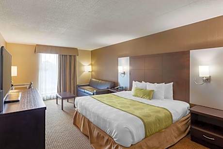 King Room with Balcony