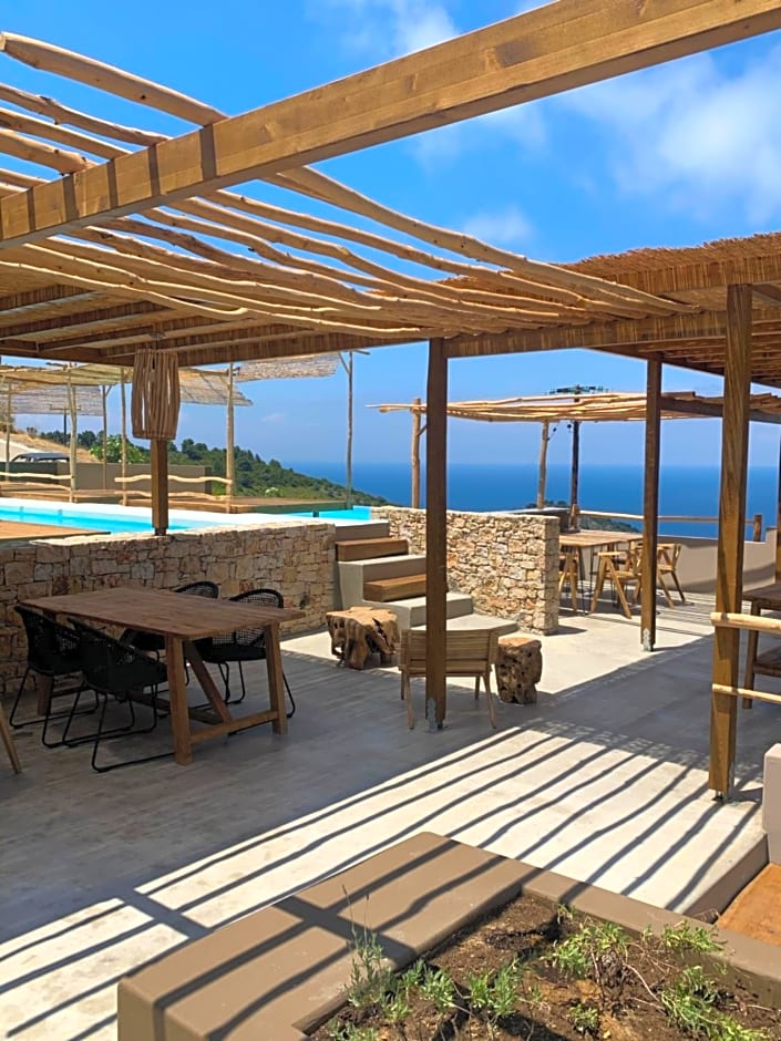 Aletri Swim Up Boutique Hotel