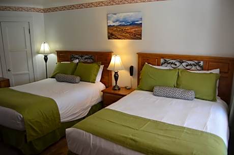 Queen Room with Two Queen Beds