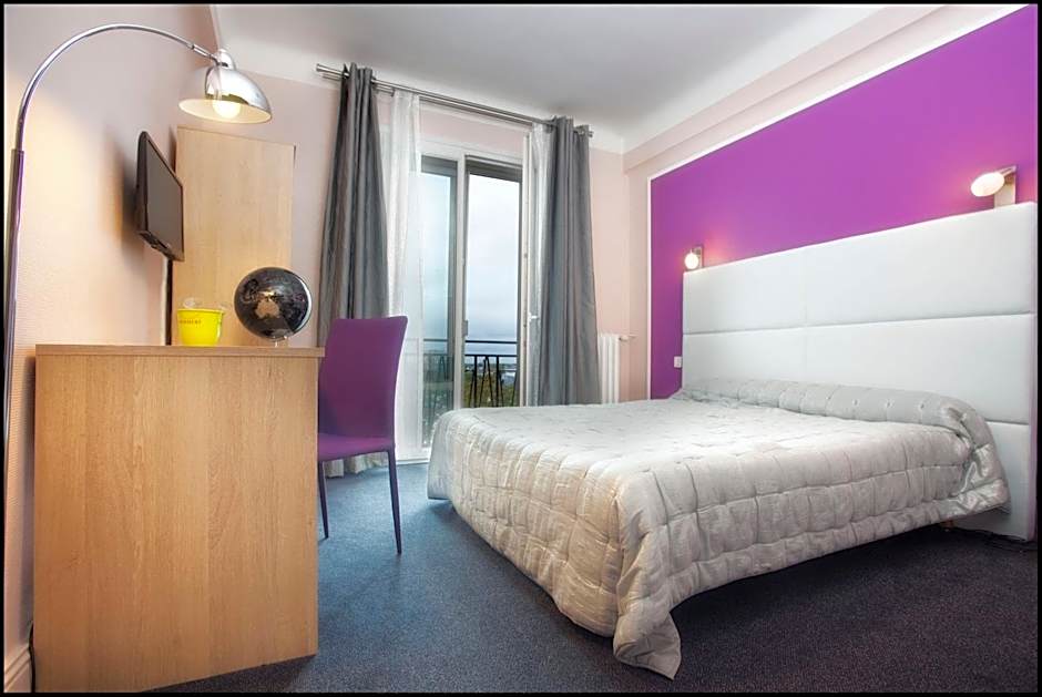 Hotel Le Berry Saint-Nazaire