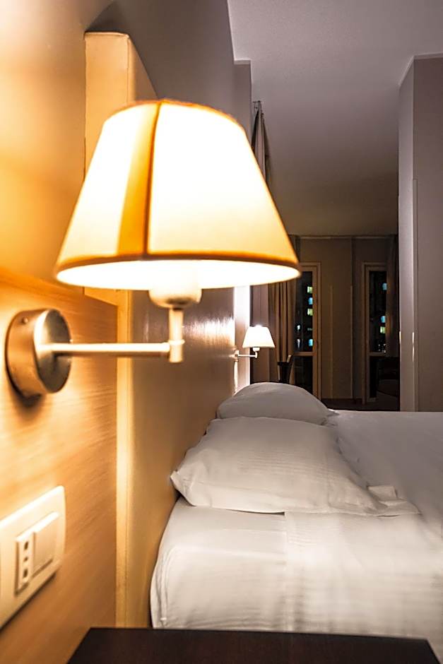 Regal Hotel & Residence