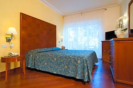 Superior Double Room with Balcony