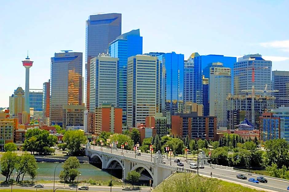 Hampton Inn & Suites By Hilton Calgary University Northwest