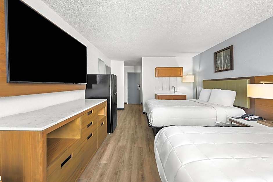 Suburban Studios Fairborn - Dayton