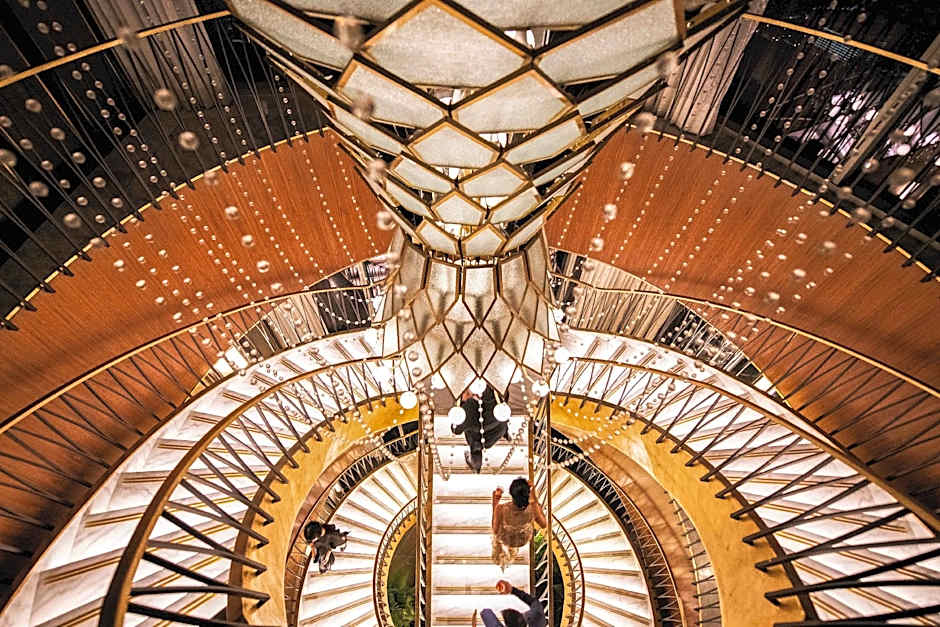 Waldorf Astoria By Hilton Bangkok