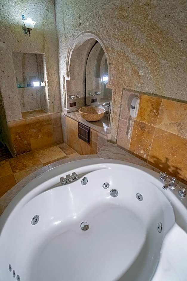 Kemerhan Cave Suites