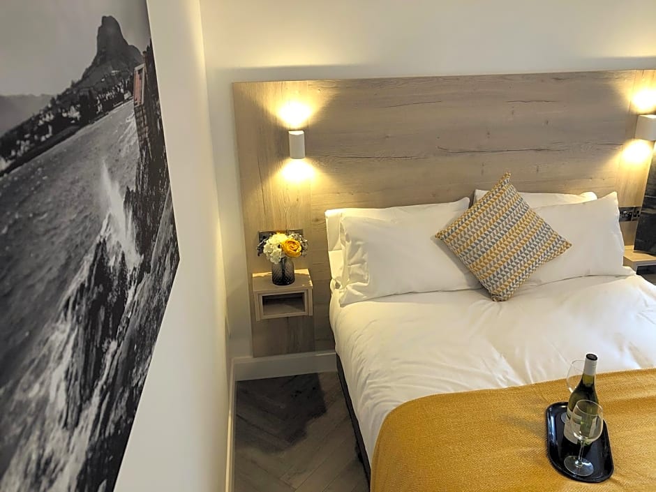 McNaughton Guestrooms