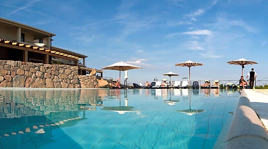 Hotel Villa Gustui Maris