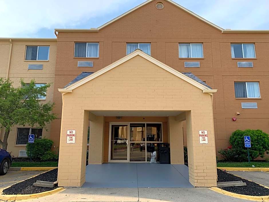 Clarion Inn Fairborn -  Dayton near Wright Patterson