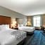 La Quinta Inn & Suites by Wyndham Kansas City Beacon Hill
