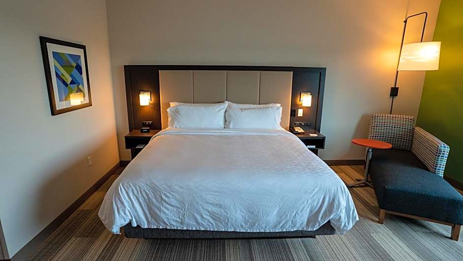 Holiday Inn Express & Suites Richburg By IHG