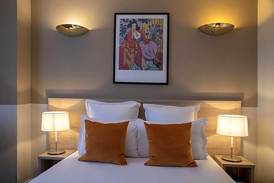 Le Cetai Cannes Beach Hotel