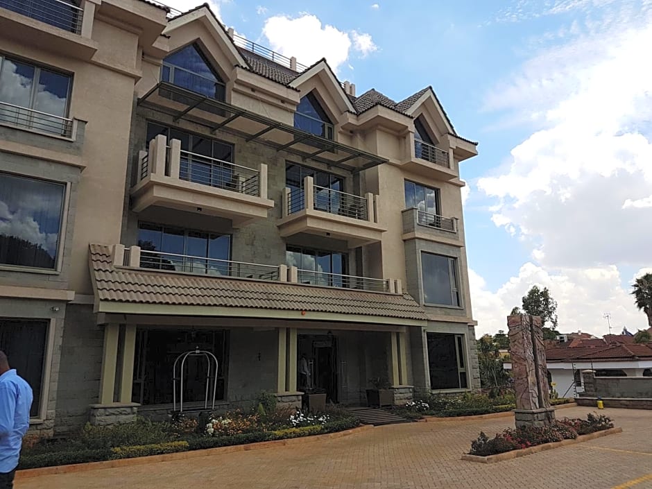 Magna Hotel and Suites