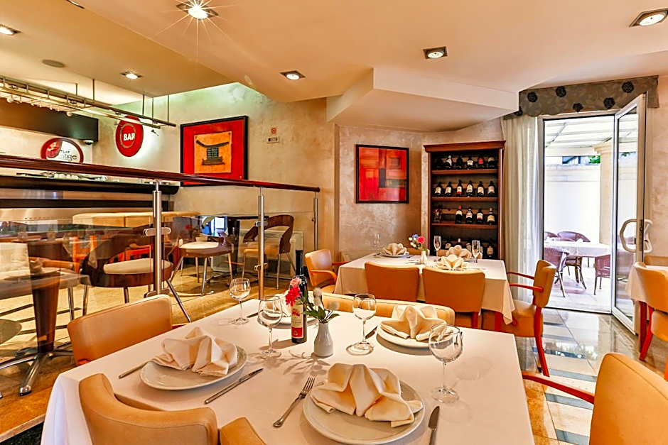 Hotel Max Prestige