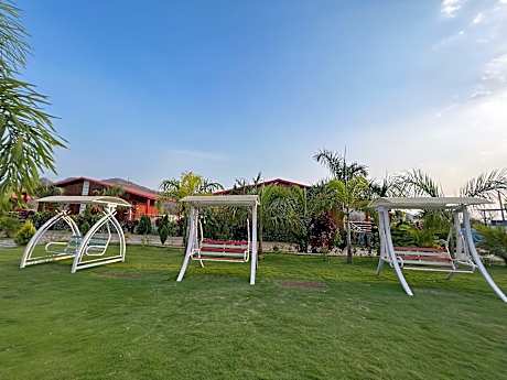 Daksh The Valley Resort - Saputara