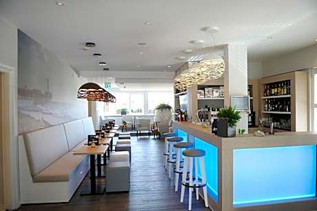 Twin Room with Balcony