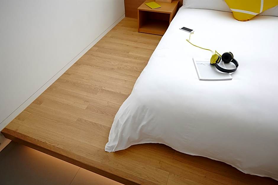 Photo 1 of 5 of Double Room