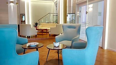 Akrogiali Exclusive Hotel (Adults Only)