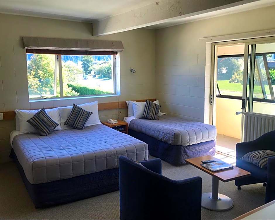 Earnslaw Lodge