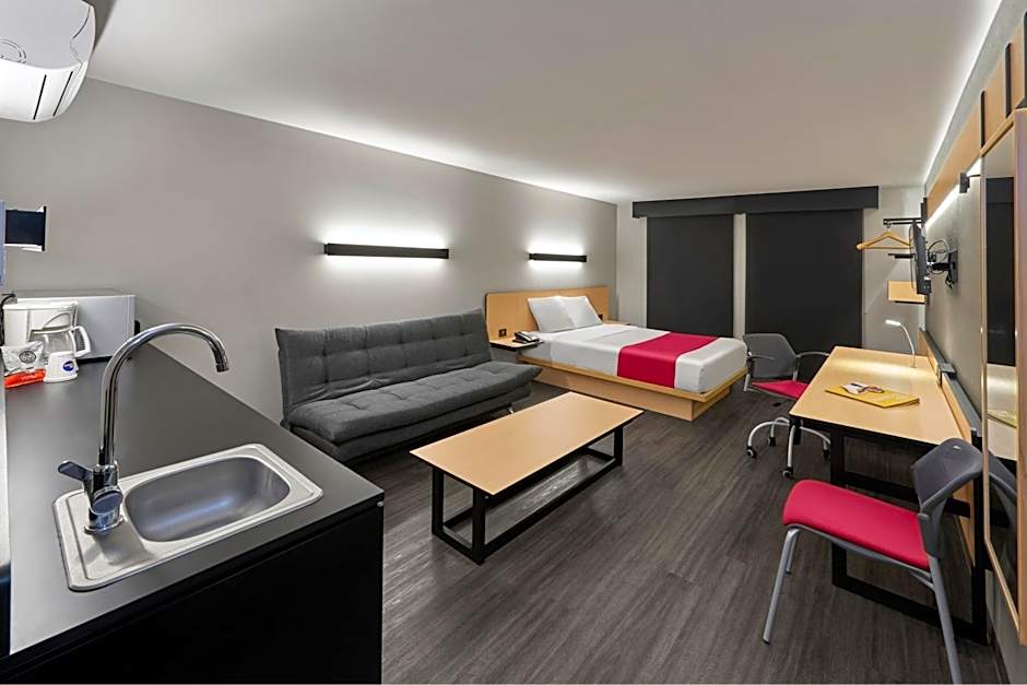 City Express by Marriott Reynosa Aeropuerto