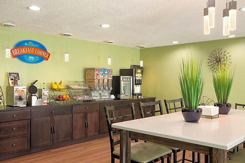 Baymont by Wyndham Warrenton