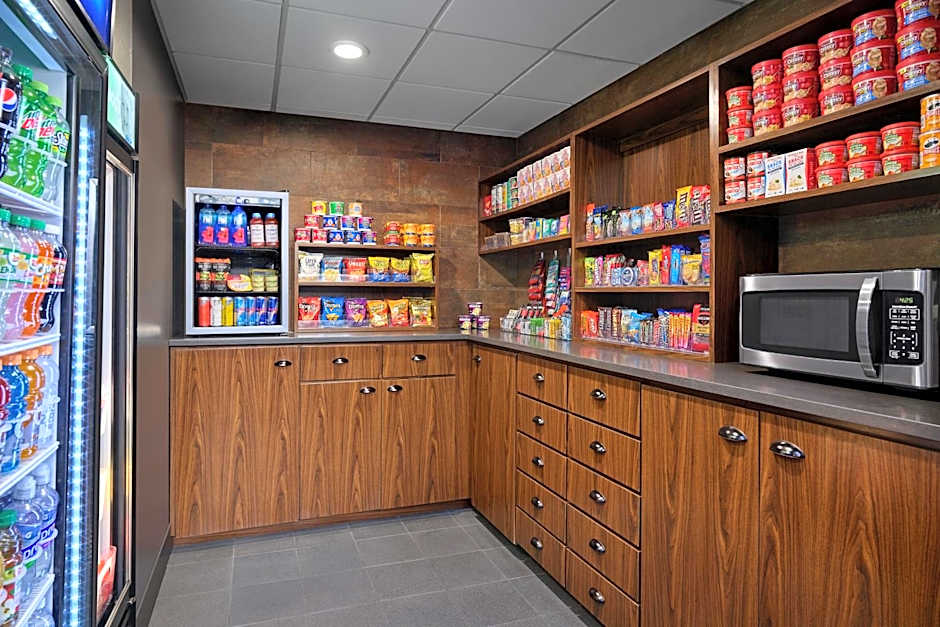 Four Points by Sheraton Salt Lake City Airport