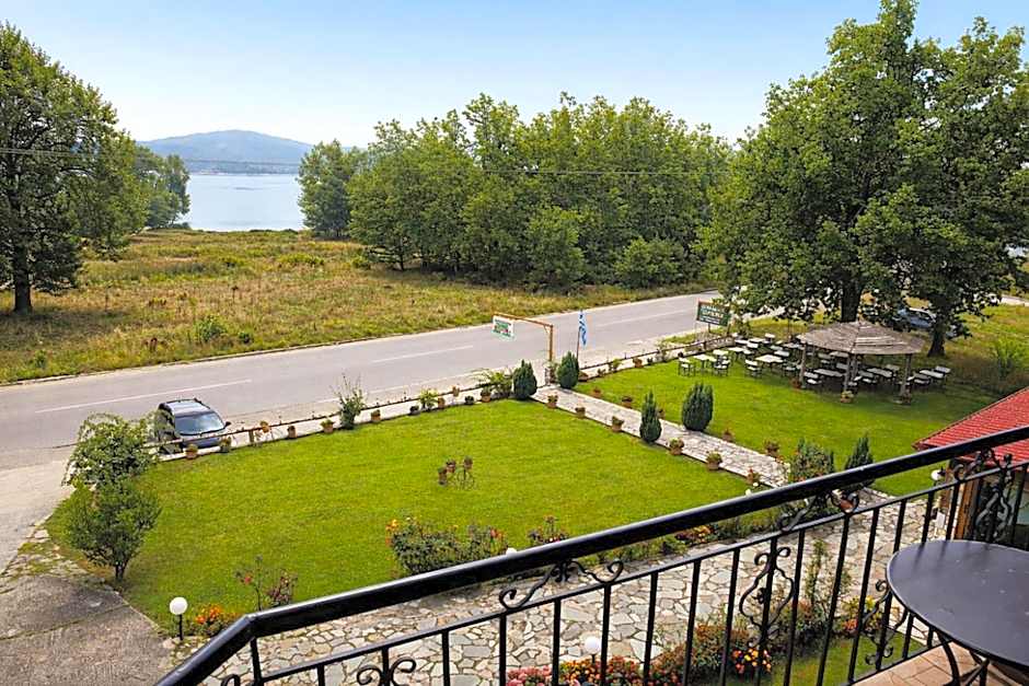 Orama Hotel - Serene Lake Plastira Retreat with Stunning Views