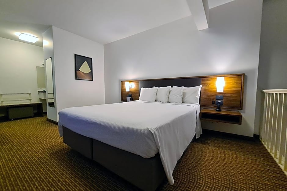 Hotel Deville Curitiba