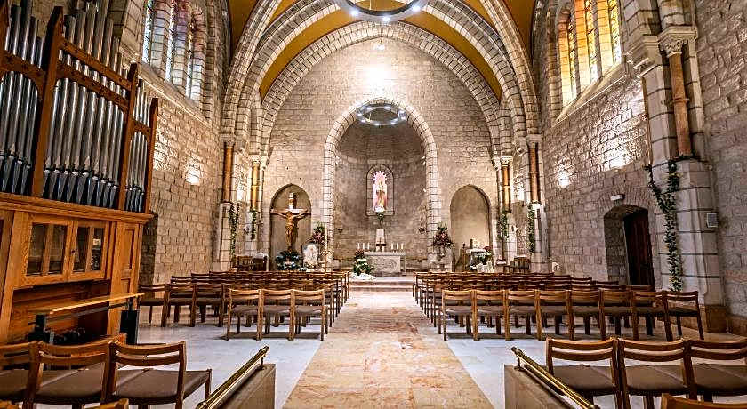 Notre Dame Center Guest House