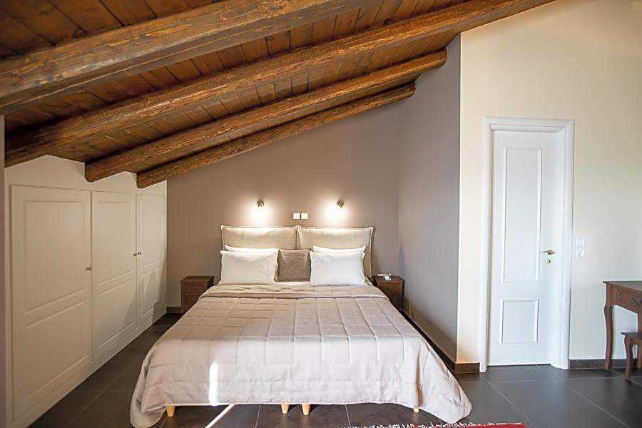 Ellinon Thea Arachova