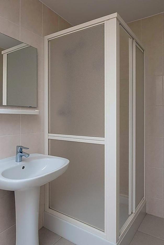 Lagos Central Suite DBV Guesthouse