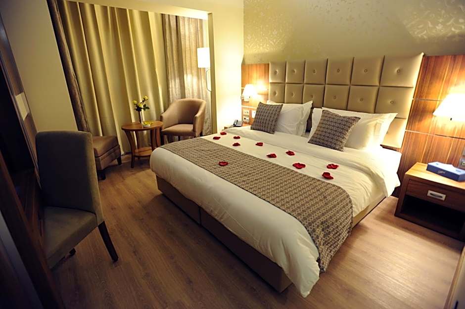Gems Hotel