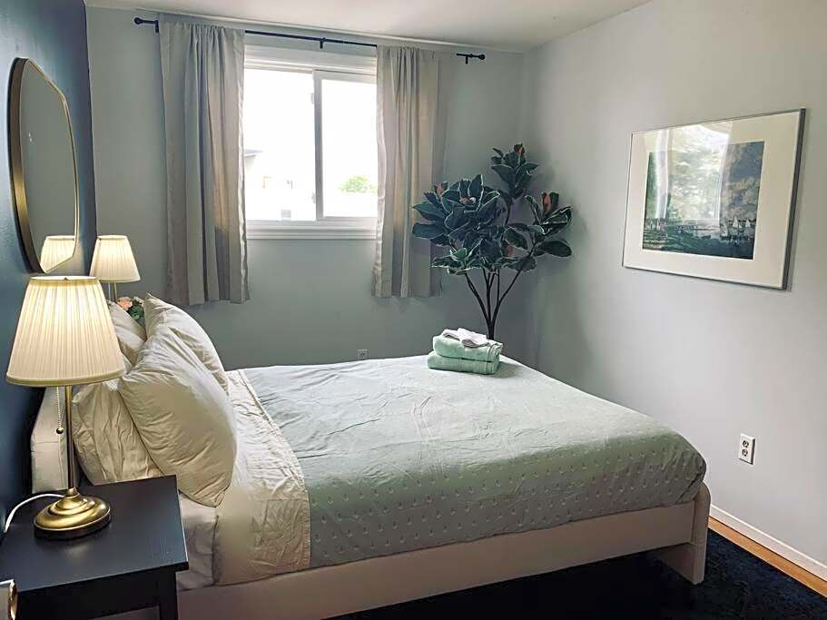 Charming 2-BDRM Apt #4 with Balcony