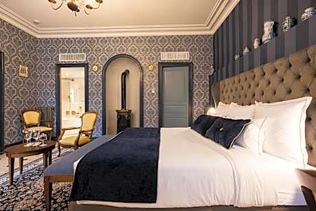 Deluxe Double Room with Terrace