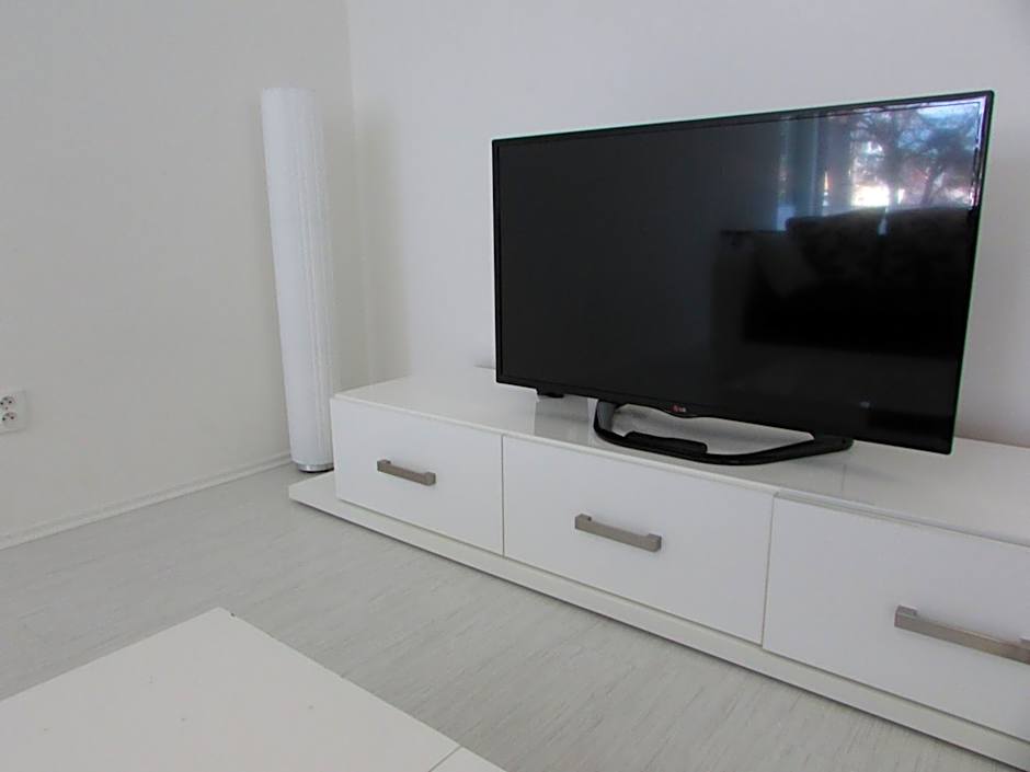 Beautiful city center Apartment with private parking