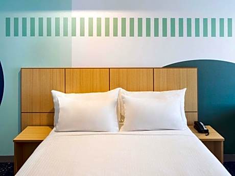 Superior Accessible Queen Room