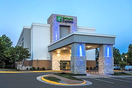 Holiday Inn Express Lorton By IHG