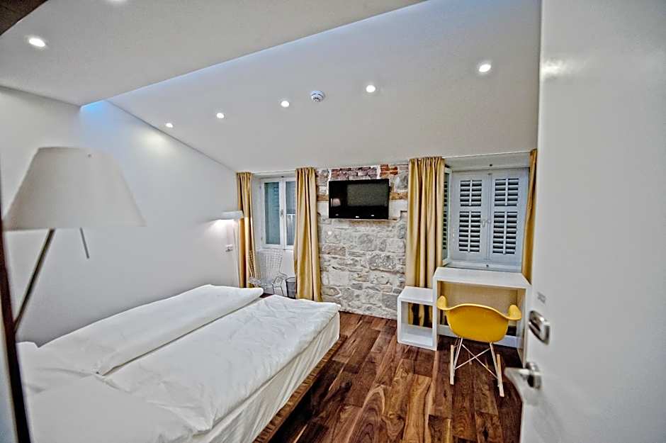 Jupiter Luxury Hotel