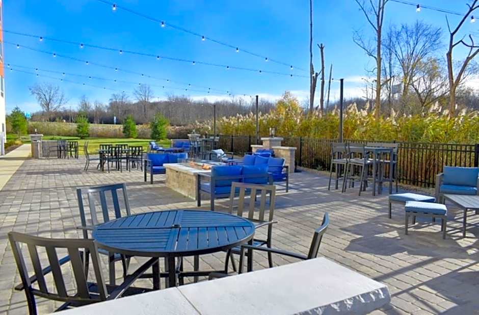 Holiday Inn Express And Suites Madison By IHG