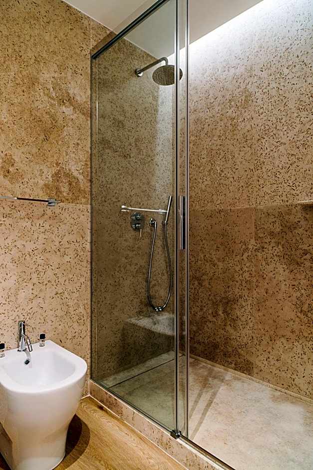 NUMA HOTEL