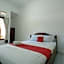 RedDoorz near Buleleng Harbour 2