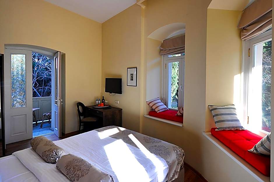 Tekla Palace By Urban Hotels