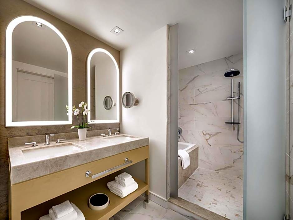 Fairmont Breakers Long Beach