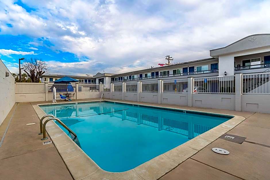 Motel 6-San Jose, CA - Convention Center