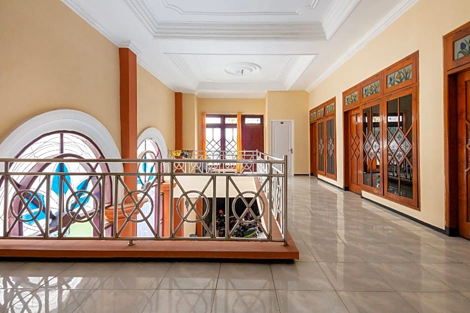 Hotel O Safira Family Residence Syariah