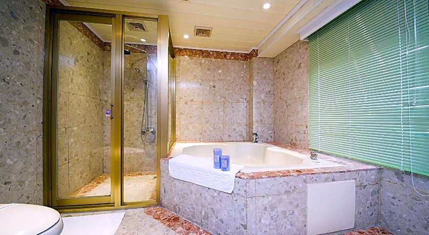 European Castle Hotel