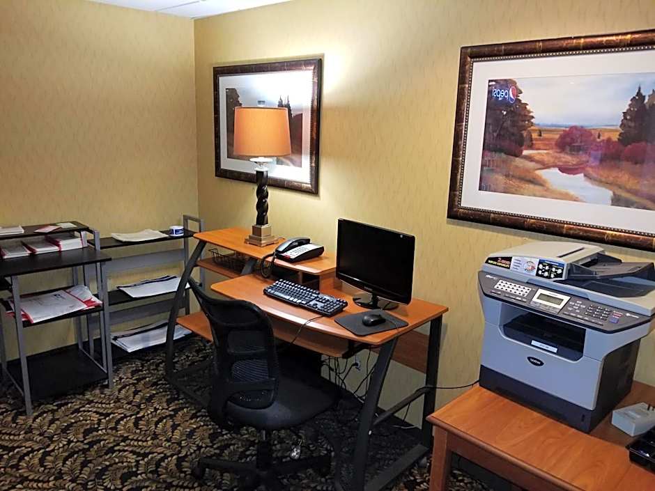 Days Inn by Wyndham Tulsa Central