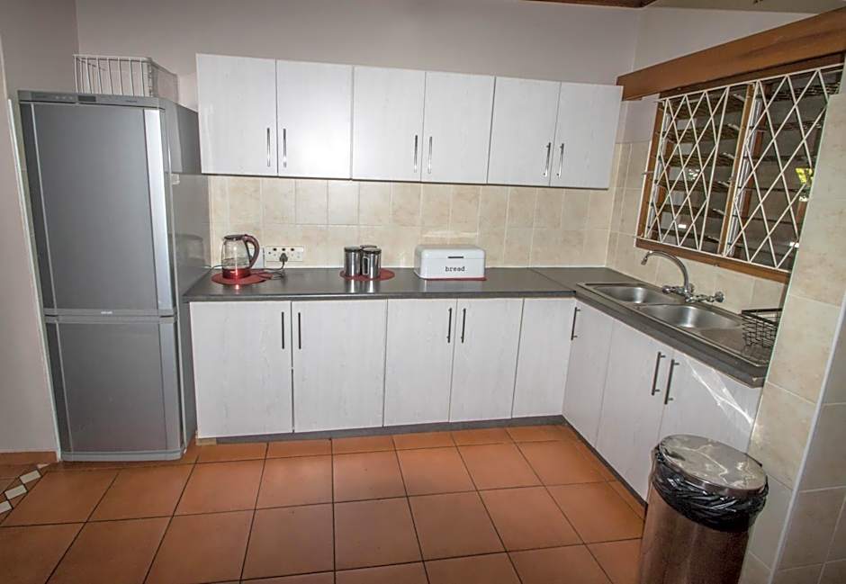 Fishermans Flat and House