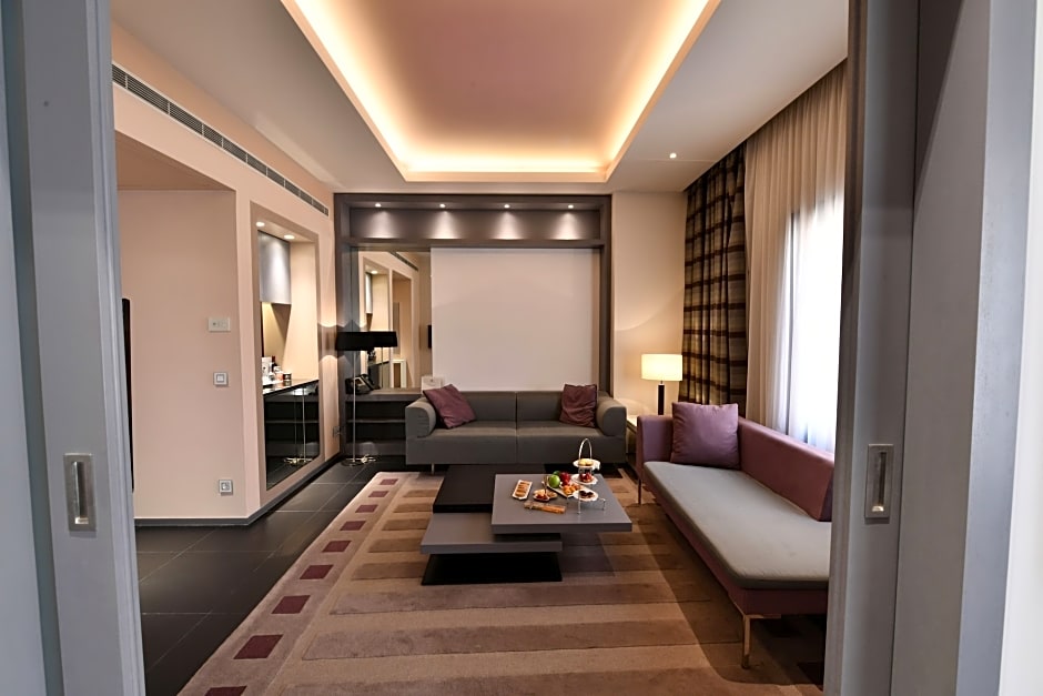 Le Bristol Hotel